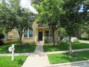 Building Photo - 917 Truman Ln