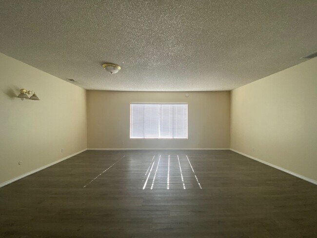 Foto del edificio - Cozy Grand Terrace Home