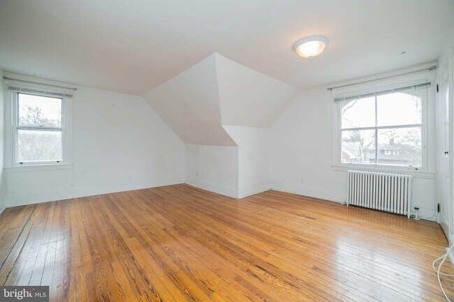 Building Photo - 41 Taylor Ave