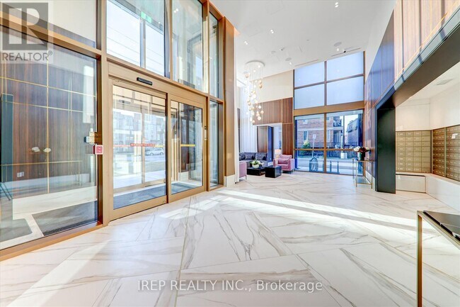 Photo du bâtiment - 2343 Khalsa Gate