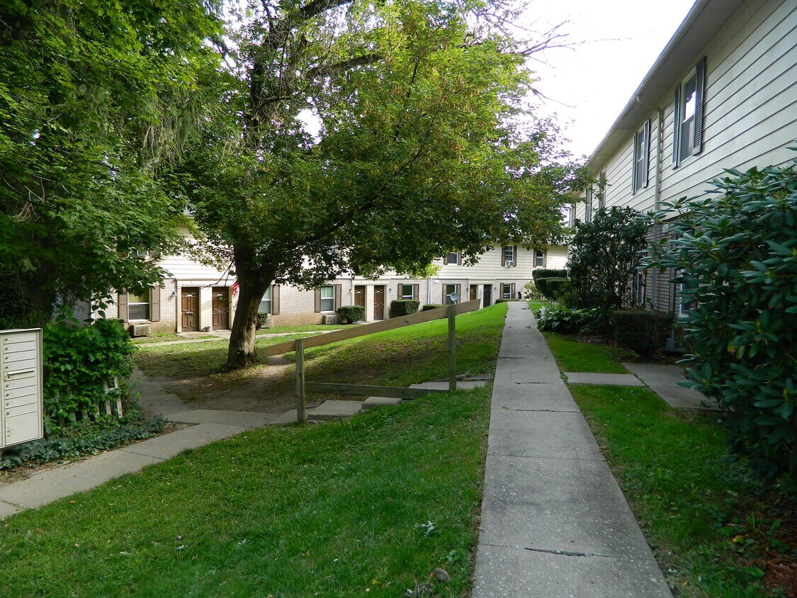 Foto del edificio - 705 Bunker Hill Rd