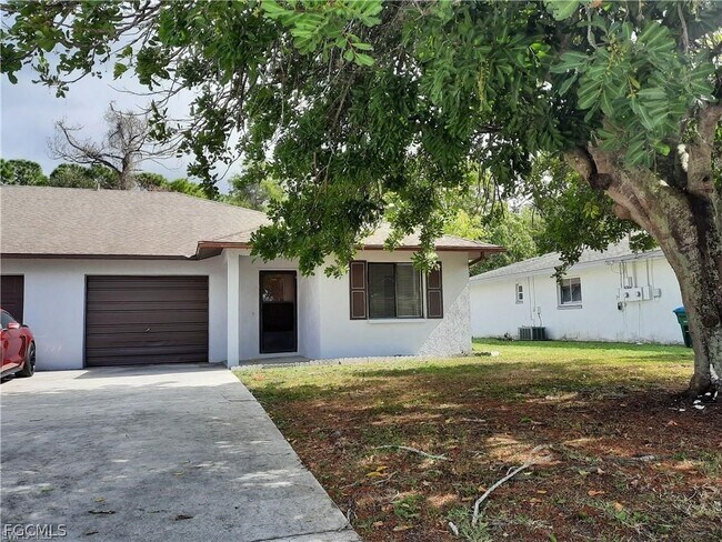 Building Photo - 937 SE 24th Ave