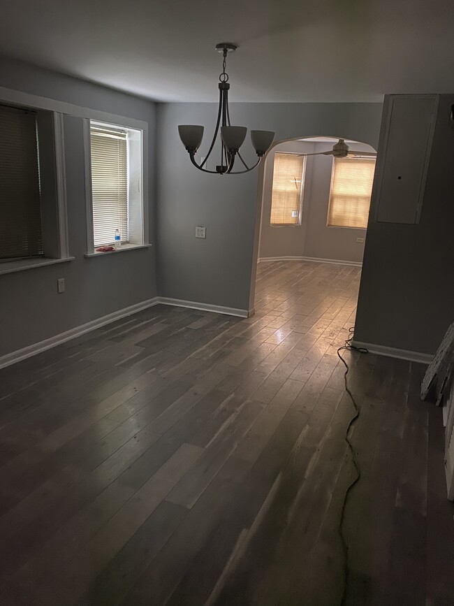 Dining room - 4243 S Artesian Ave