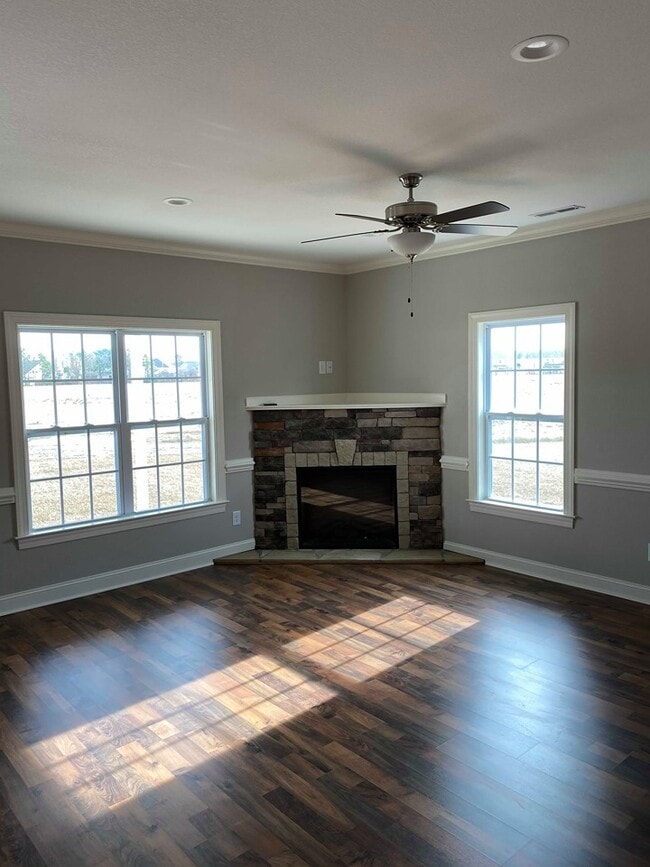 Building Photo - 2105 Remington Ct