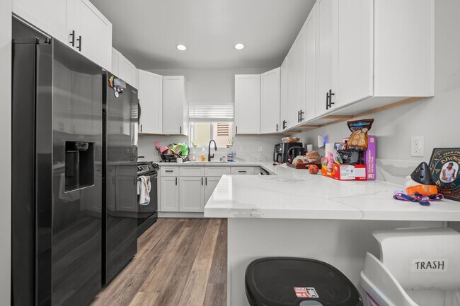 Foto del edificio - 5229 E Falls View Dr