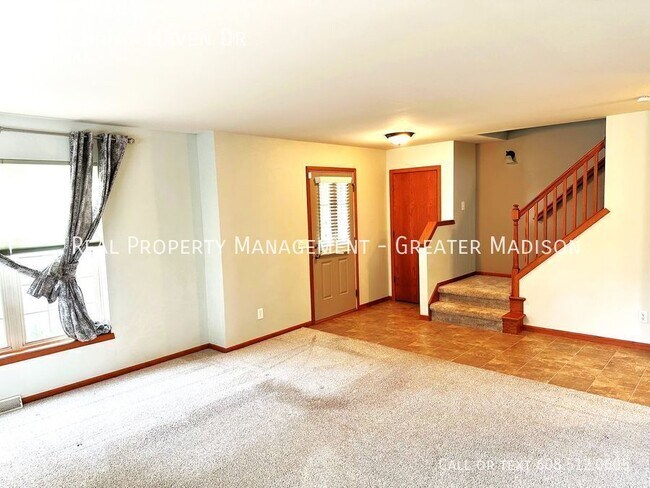 Foto del edificio - 9446 Briar Haven Dr