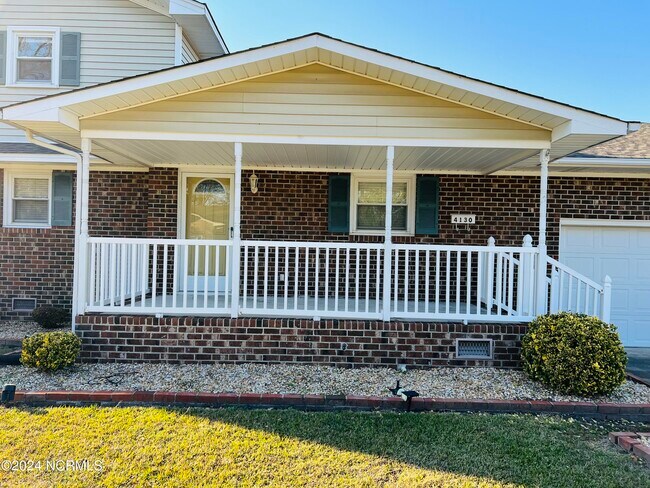 Building Photo - 4130 Terrace Dr
