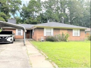 Building Photo - 510 Heritage Dr