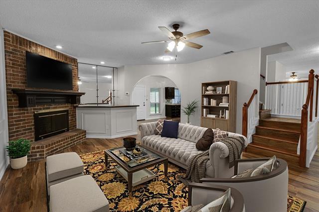 Foto del edificio - 2439 Whitetail Dr