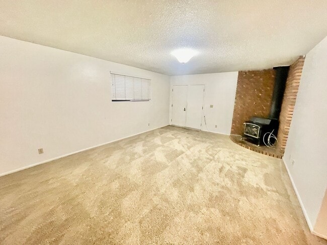 Foto del edificio - 3-BR Basement Duplex in Santa Clara