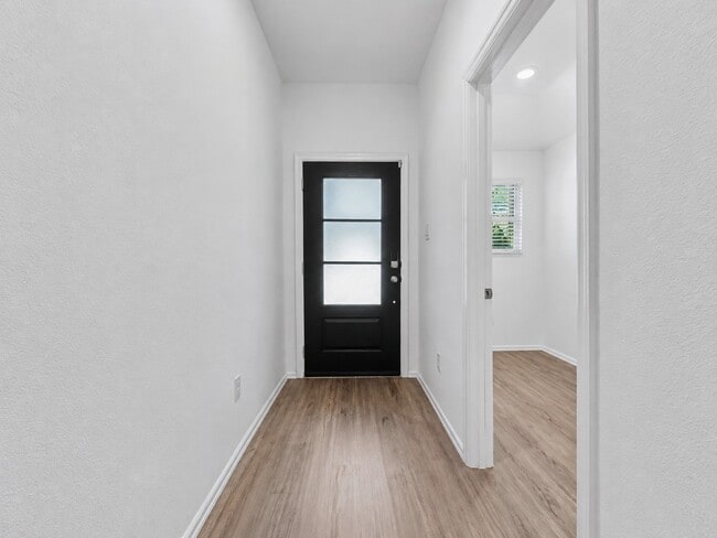 Building Photo - 2011 Ballesteros St