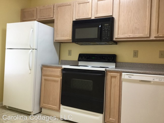 Foto del edificio - 2 br, 2 bath House - 403 Carrington Place