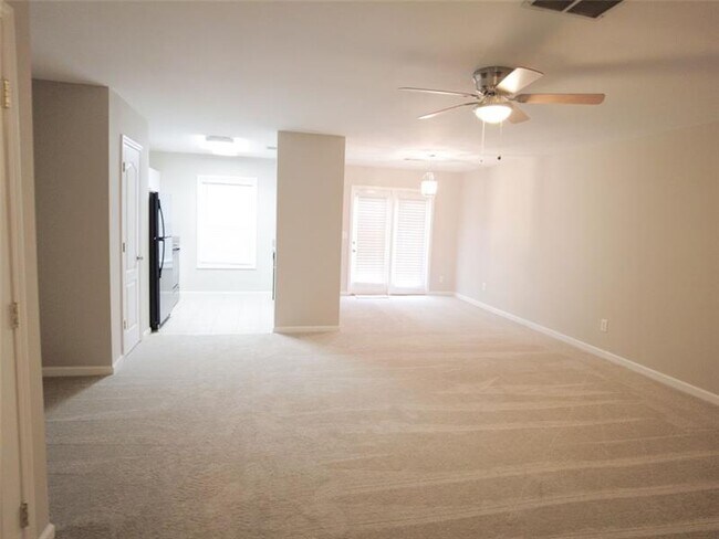 Building Photo - 6522 Snow Bird Ln