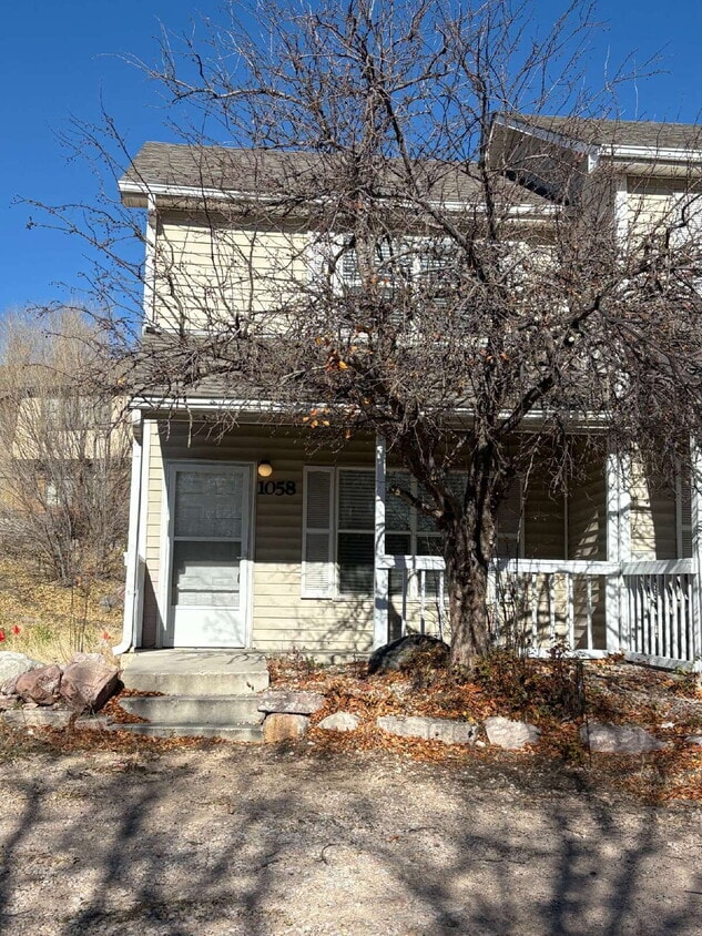 Foto principal - 2 bedroom townhouse - Yuma