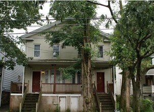 Building Photo - 33-35 N Meade St