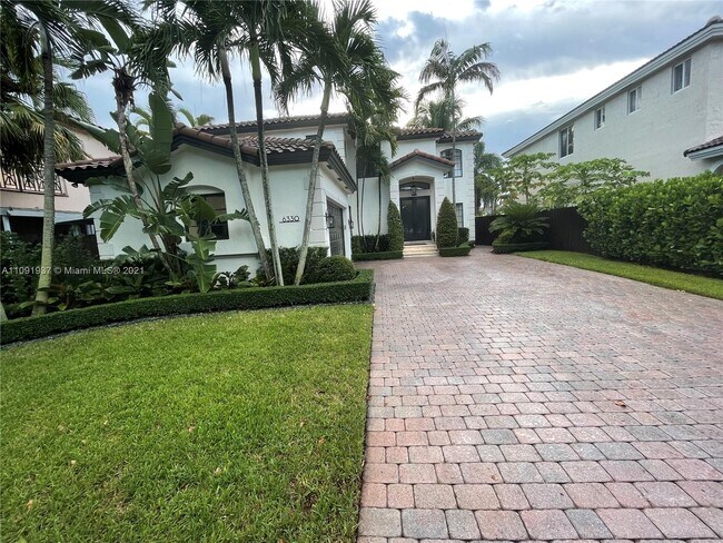 Building Photo - 6330 SW 163rd Pl