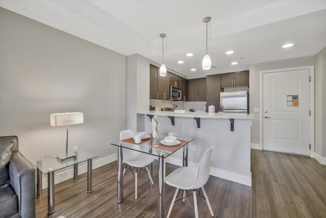 Foto del edificio - 2230 Qualcomm Way