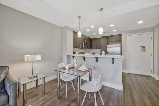 Foto del edificio - 2230 Qualcomm Way