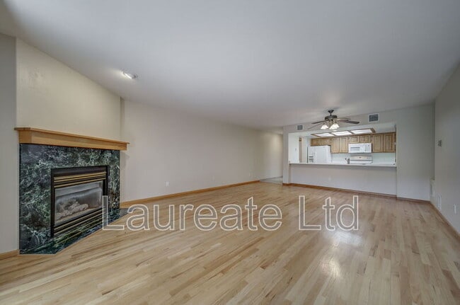 Building Photo - 23597 Genesee Village Rd