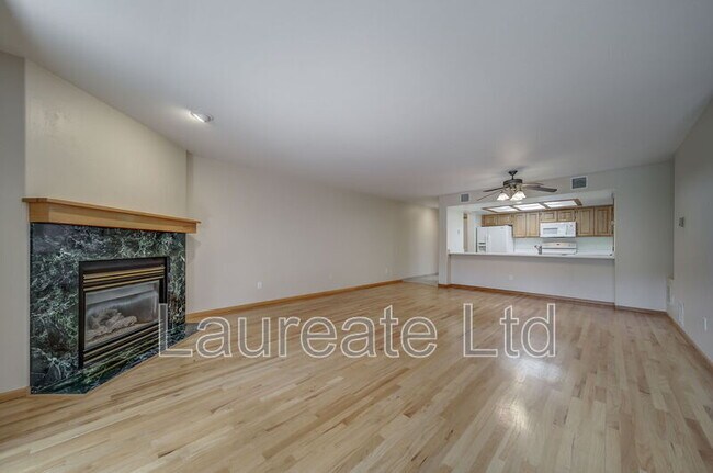 Foto del edificio - 23597 Genesee Village Rd