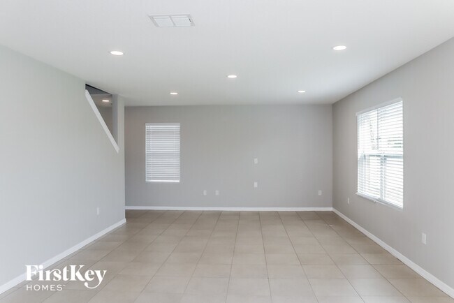Foto del edificio - 2154 Sequoia Way