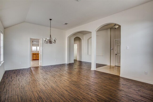 Foto del edificio - 2346 Cool Springs Ln