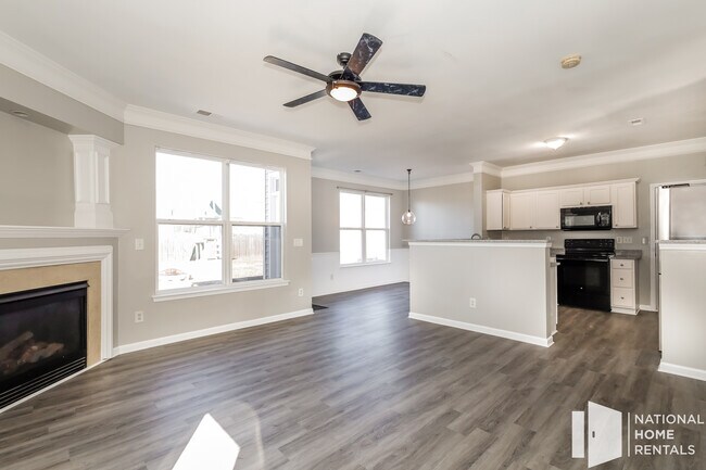 Building Photo - 8351 Rolling Meadows Ln