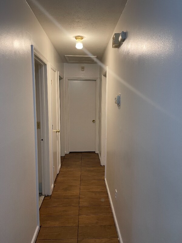 Foto del edificio - 1623 Huffman Dr