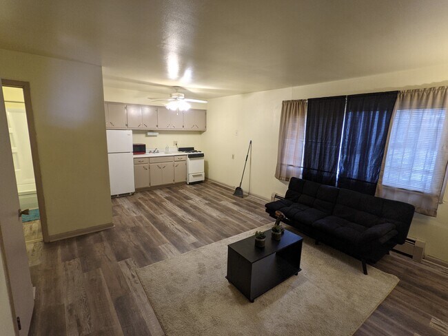 Foto del edificio - 3401 W Wells St