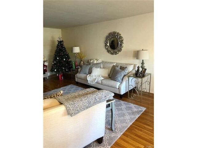 Foto del edificio - 103 Gedney St