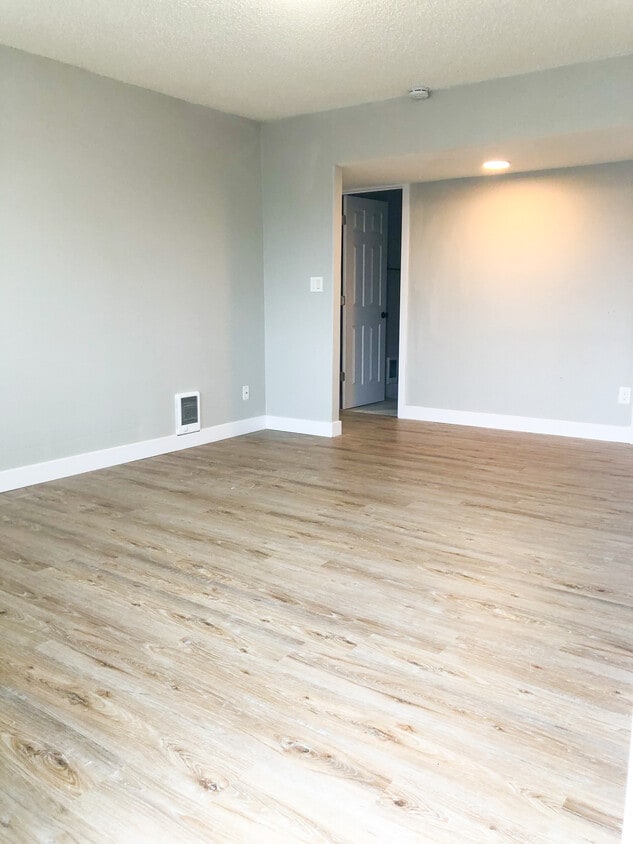 Foto principal - 4706 124th Street Ct SW