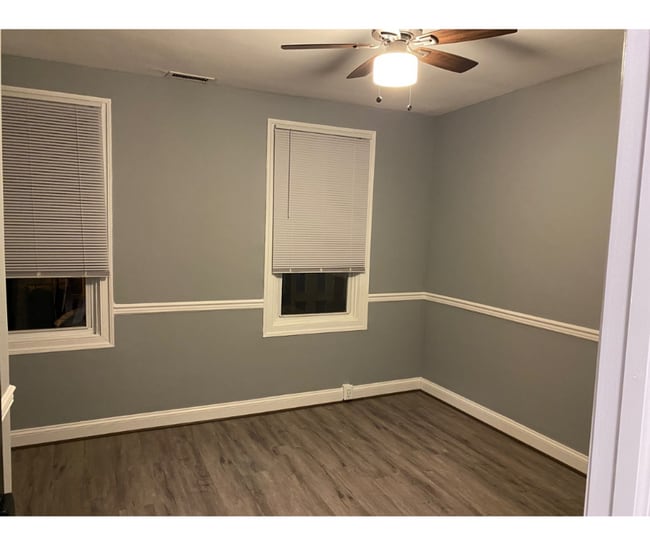 Building Photo - 529 S Longwood St