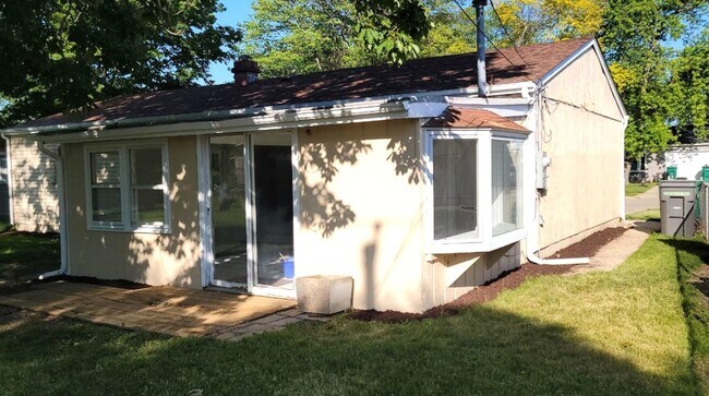 Foto del edificio - 512 Amherst Ave