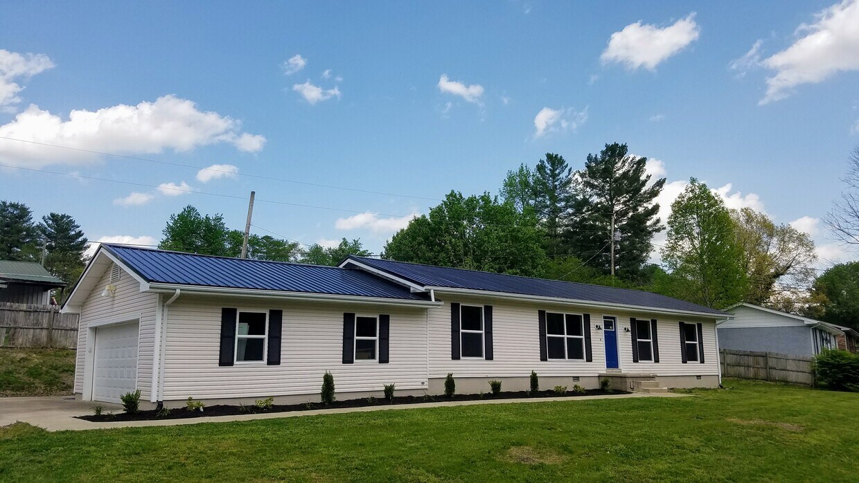 37 Old Hightop Rd, Corbin, KY 40701 House Rental in Corbin, KY