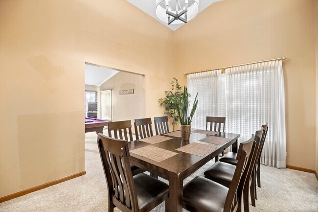 Foto del edificio - 121 S Windham Ln