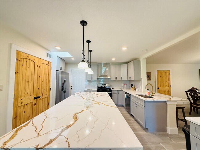 Foto del edificio - 3936 Wagon Rd