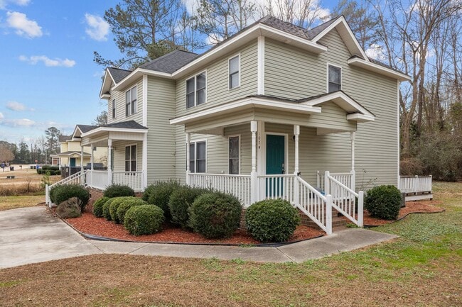 Foto del edificio - 3 Bedroom Duplex in Lillington