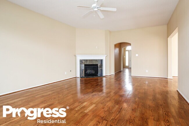 Building Photo - 4247 Old Arbor Way