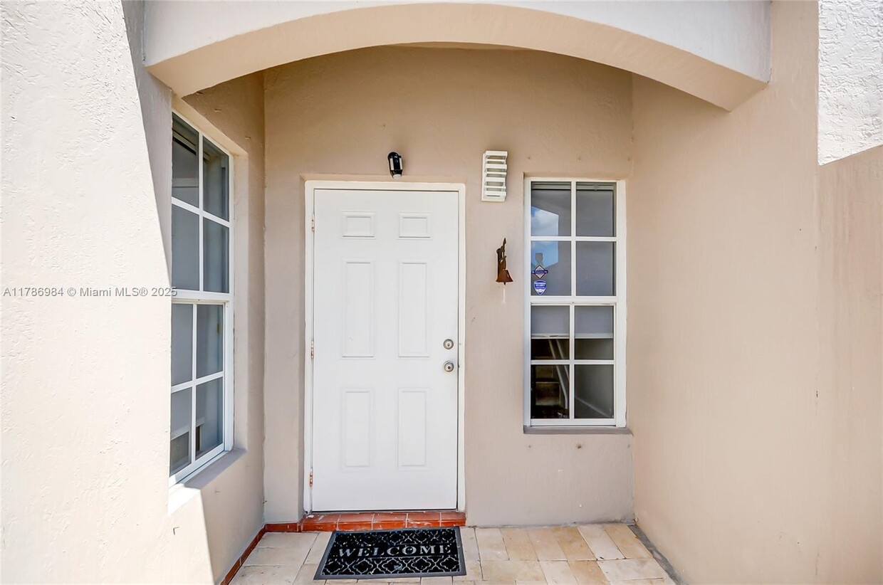 Foto principal - 12909 SW 61st Terrace