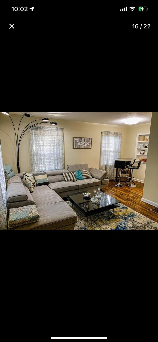 Foto del edificio - 3806 Byram Ave
