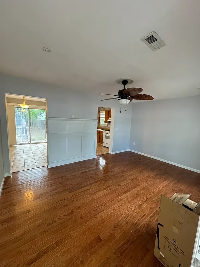 Foto del edificio - 1217 Galley Ave