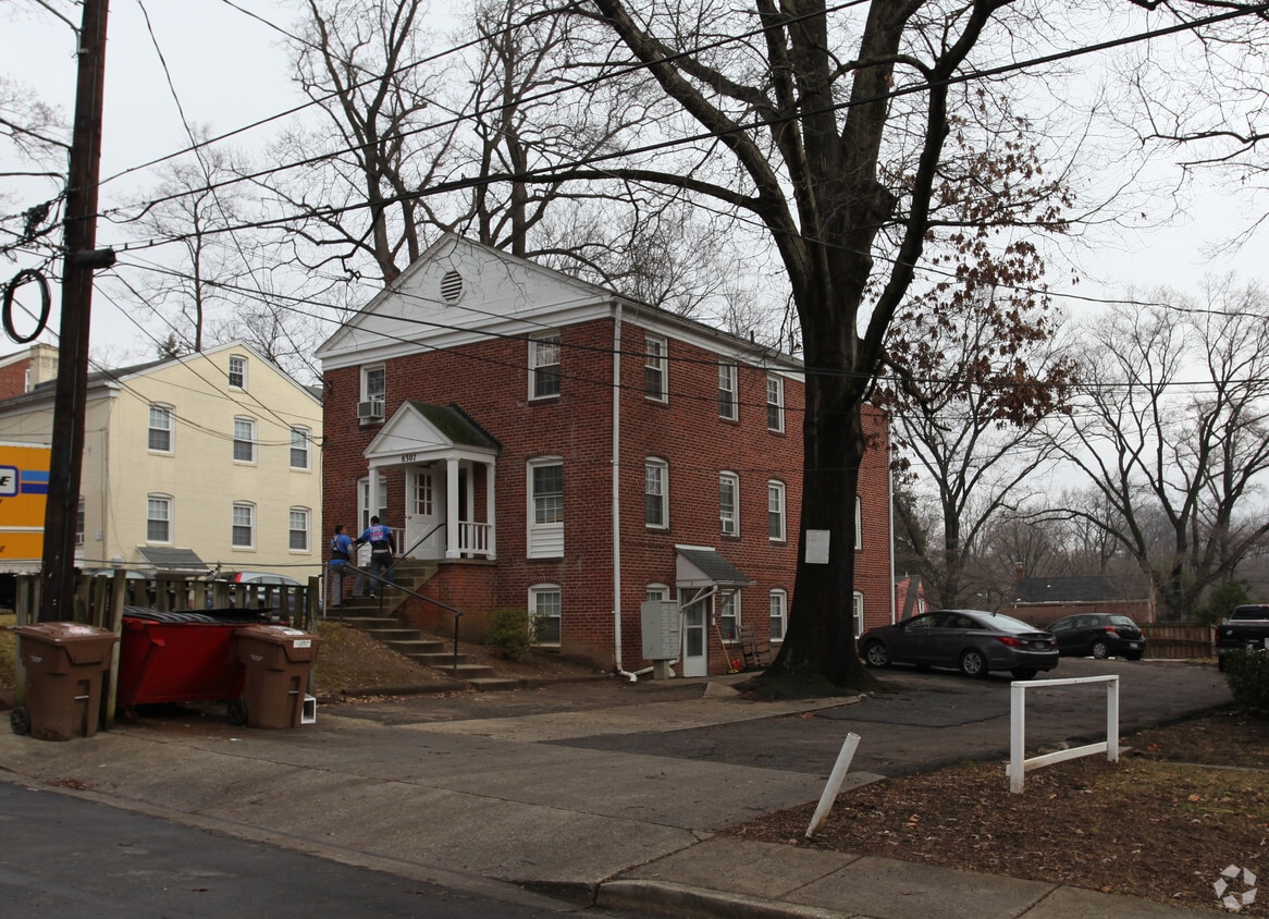 Building Photo - 8307 Garland Ave