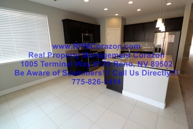 Building Photo - 3 Bedroom 2 Bath Home For Rent