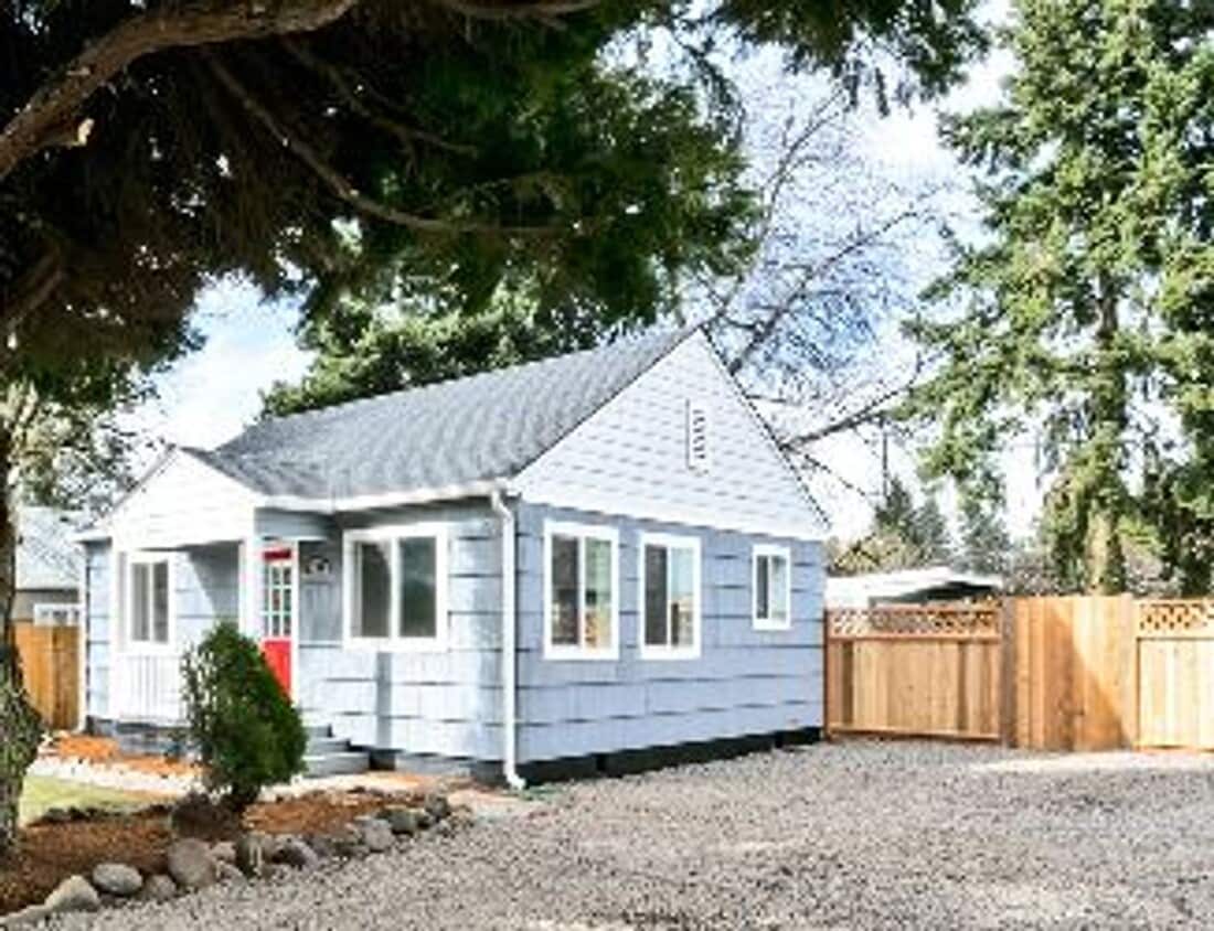 Primary Photo - Charming 1+bd, 1ba Bungalow w/ Renovated A...