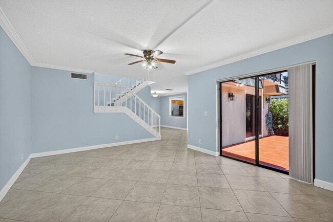 Building Photo - 1590 Forest Lakes Cir