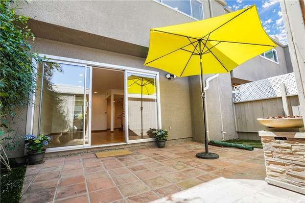 Foto del edificio - 18110 Killion St