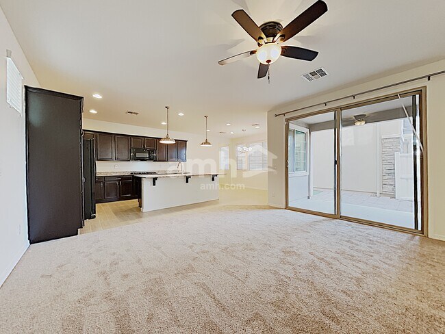 Foto del edificio - 2264 S Osborn Ln