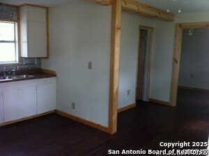 Foto del edificio - 657 E 4th St