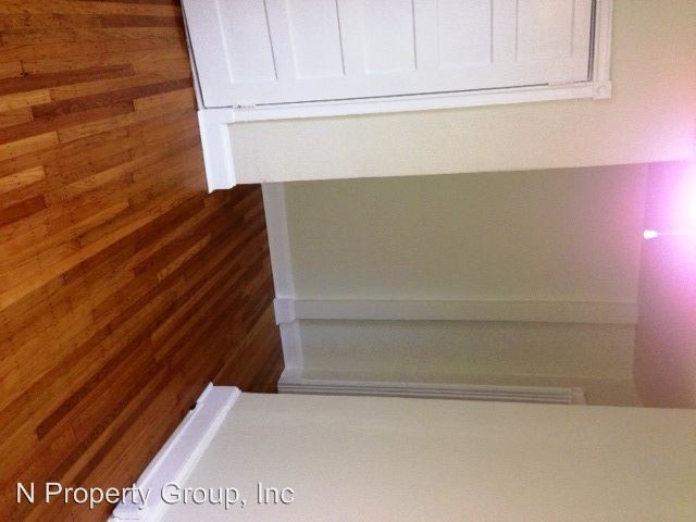 Primary Photo - 15 E Park Rd