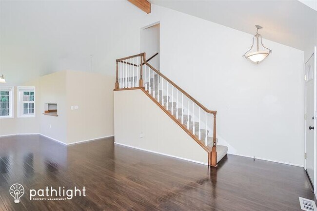 Building Photo - 32306 18Th Avenue Sw